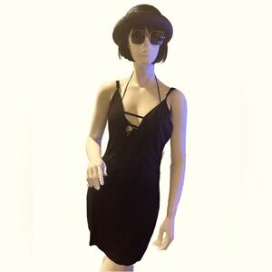 Tobi Short Black Beach Coverup, NWT Size L